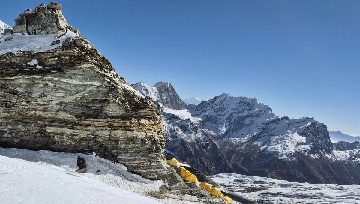 Mera Peak High Camp (5800 m)