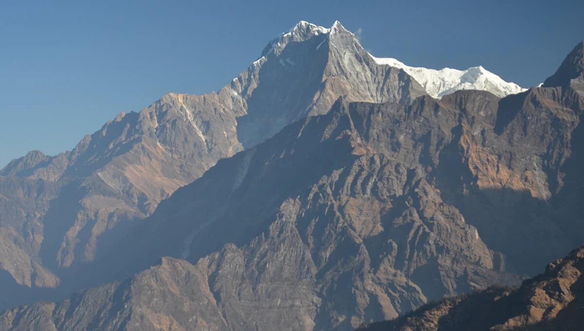 Nilgiri Peak (7061 m)
