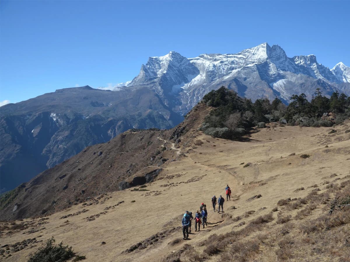 Everest Comfort Trek Hiking Trail To Everest View Hotel