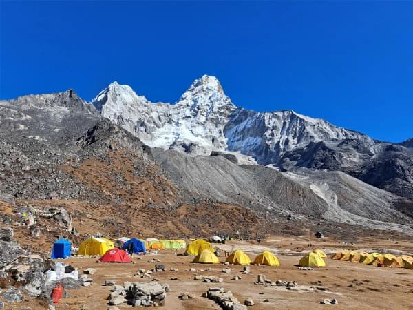 Helicopter Tour To Everest Ama Dablam Peak And Its Base Camp Nepal Excursion